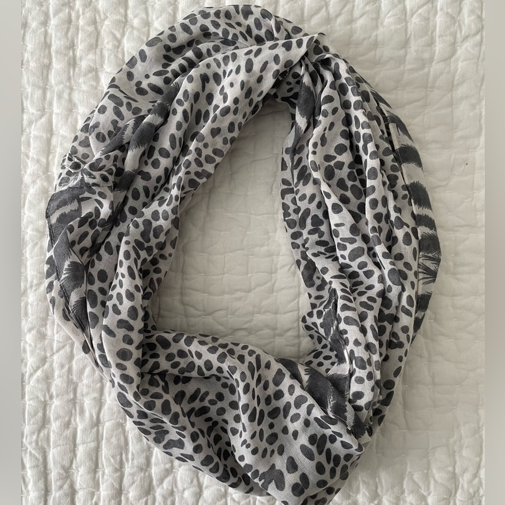 Pashmina Leopard Print Infinity Scarf